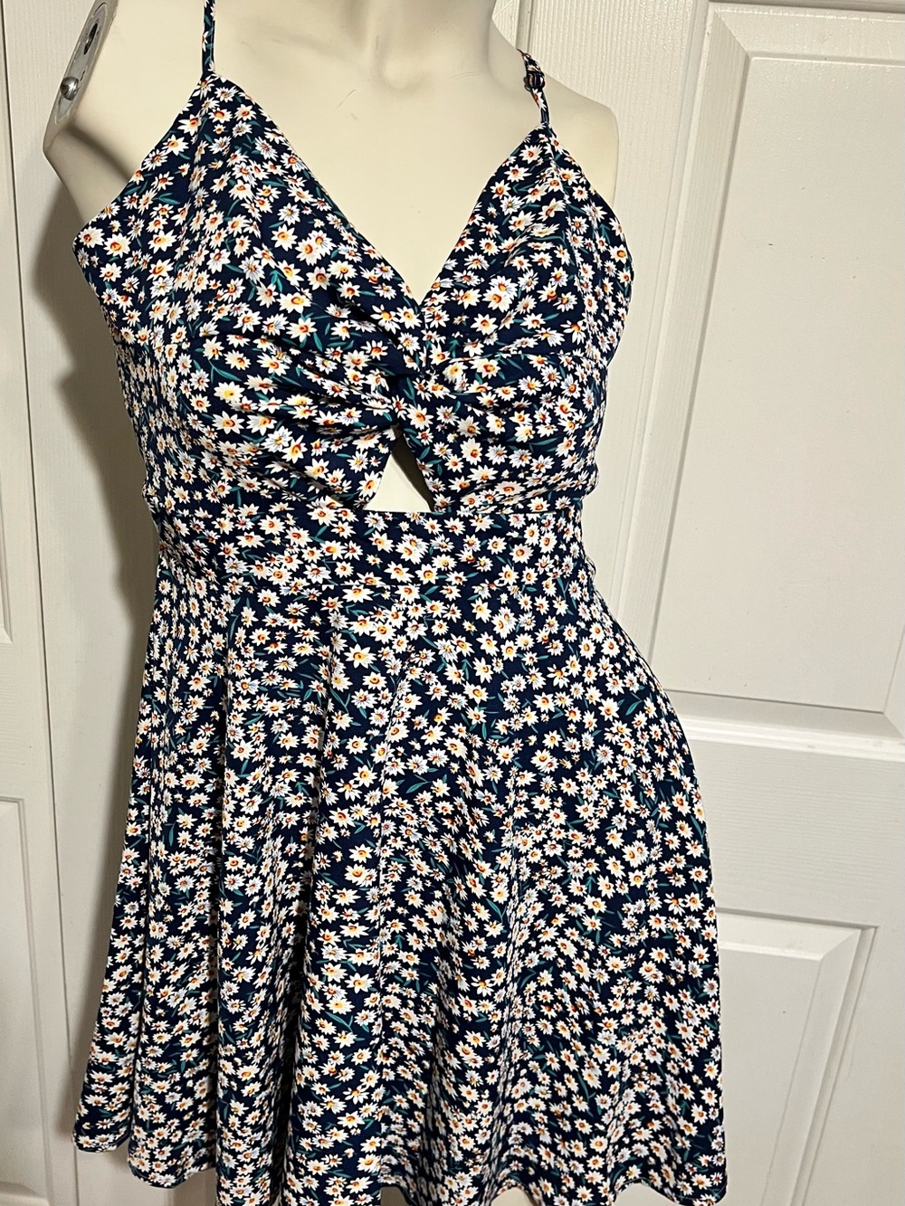 SHEIN Navy Floral Backless Cutout Sundress